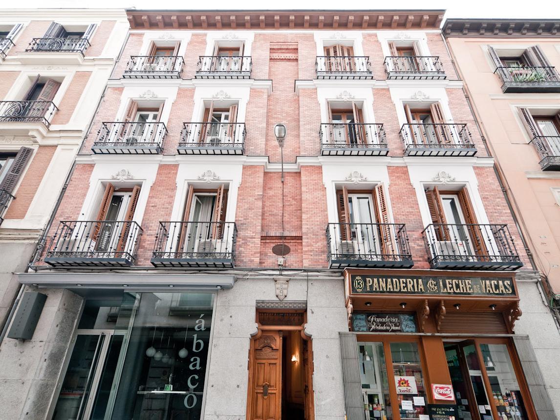 Hostal Las Cortes Мадрид Екстериор снимка
