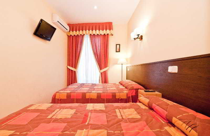 Hostal Las Cortes Мадрид Екстериор снимка